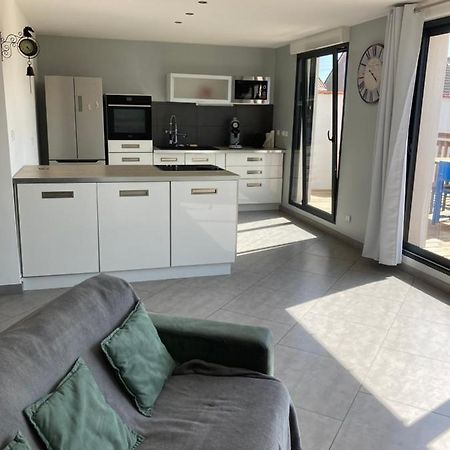 Appartement Meuble Calais Extérieur photo